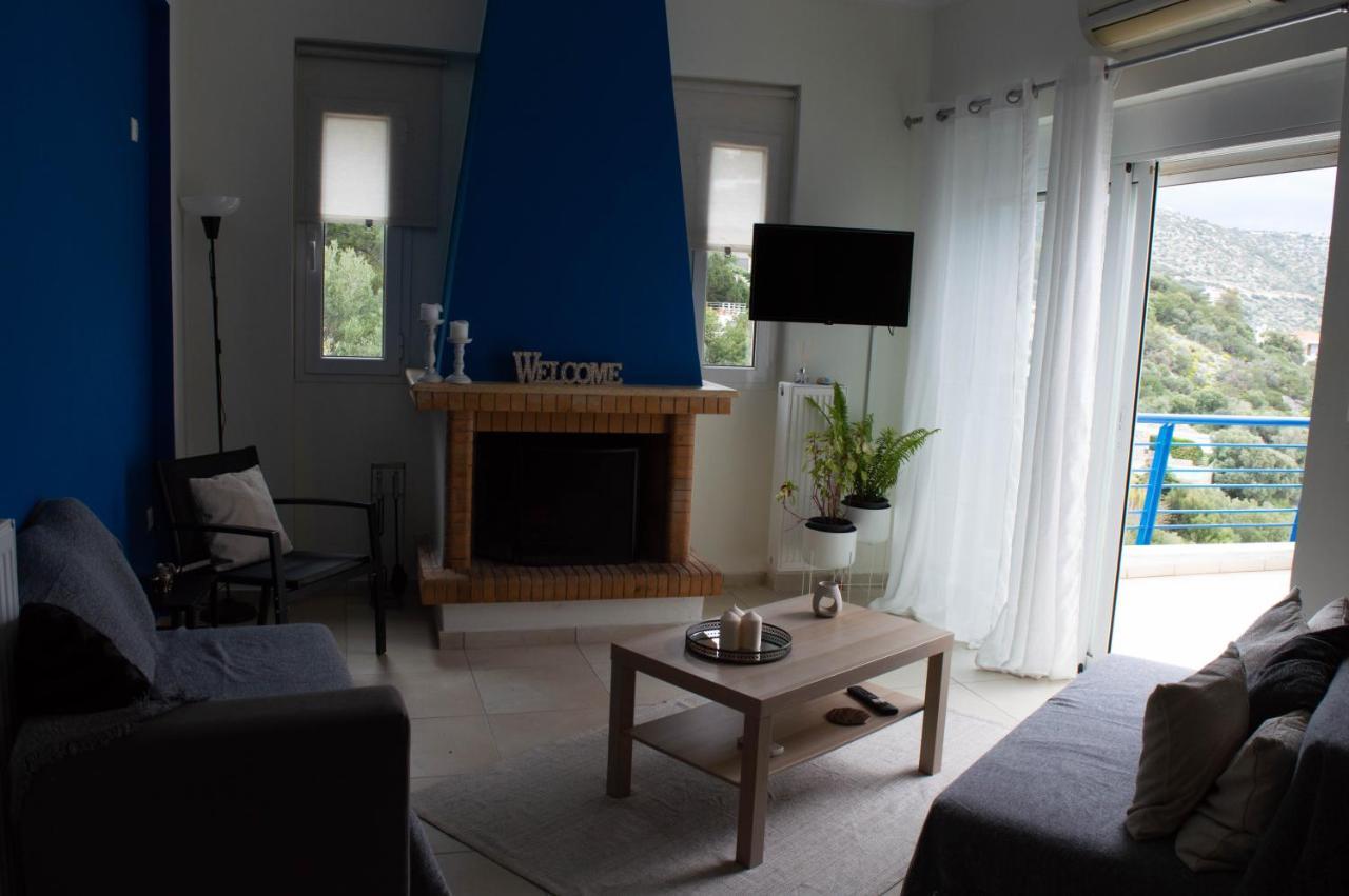 Blue And White Apartment Schinias Exterior foto