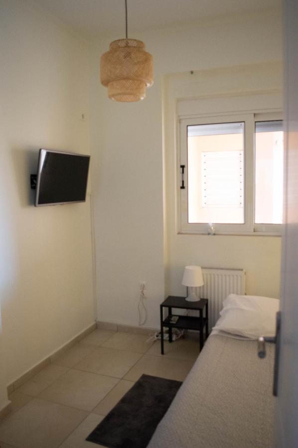Blue And White Apartment Schinias Exterior foto